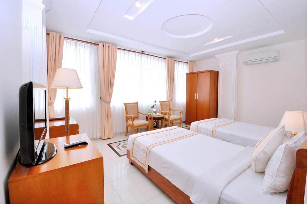 Hotel Tan Hoang Long 2*