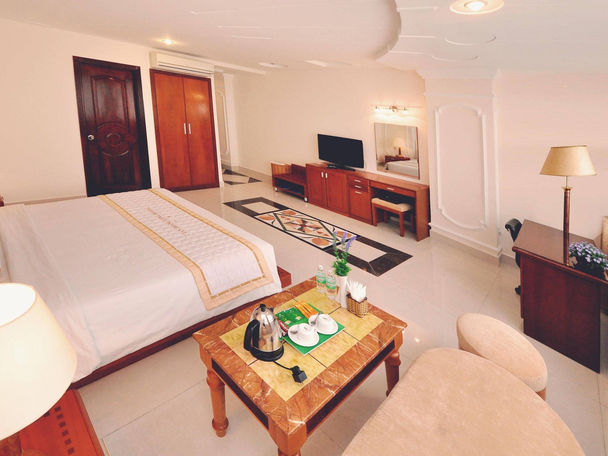 Tan Hoang Long 2* TP. Hồ Chí Minh
